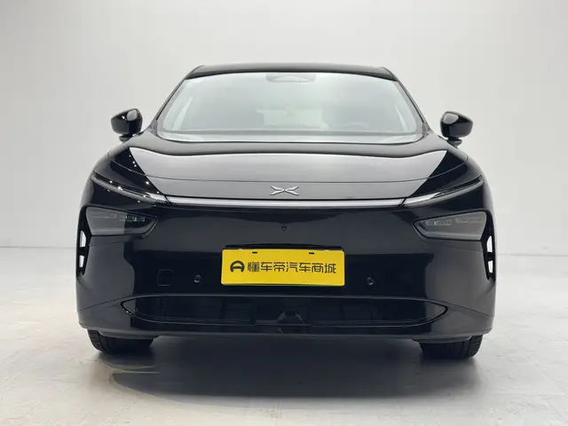 Xpeng G7  из Китая