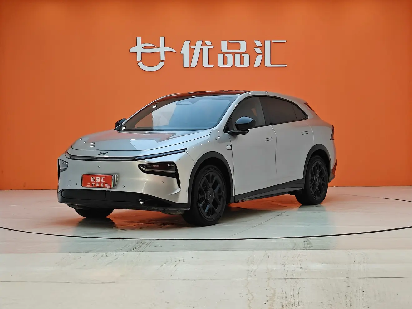 Xpeng G7  из Китая