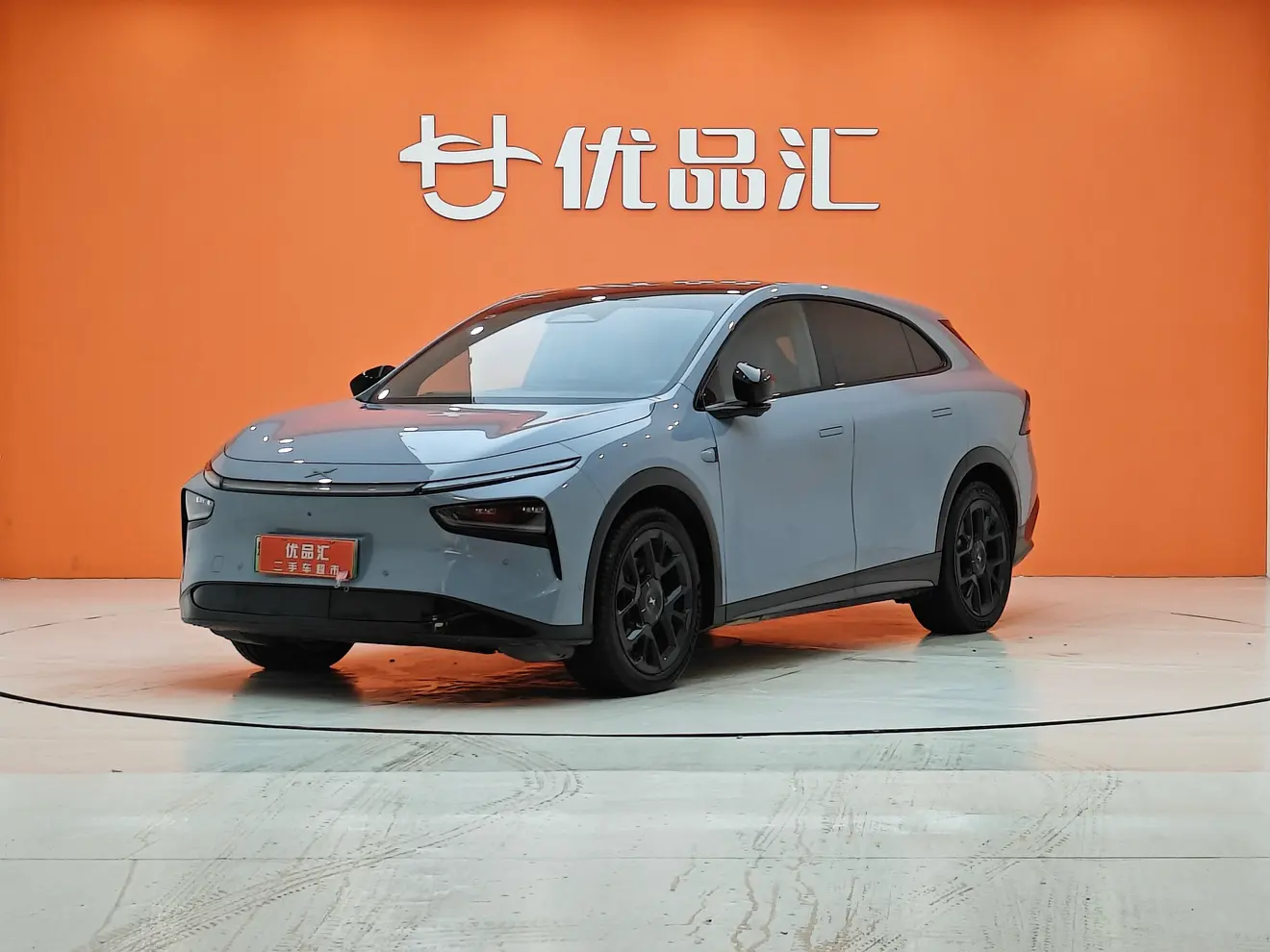 Xpeng G7  из Китая