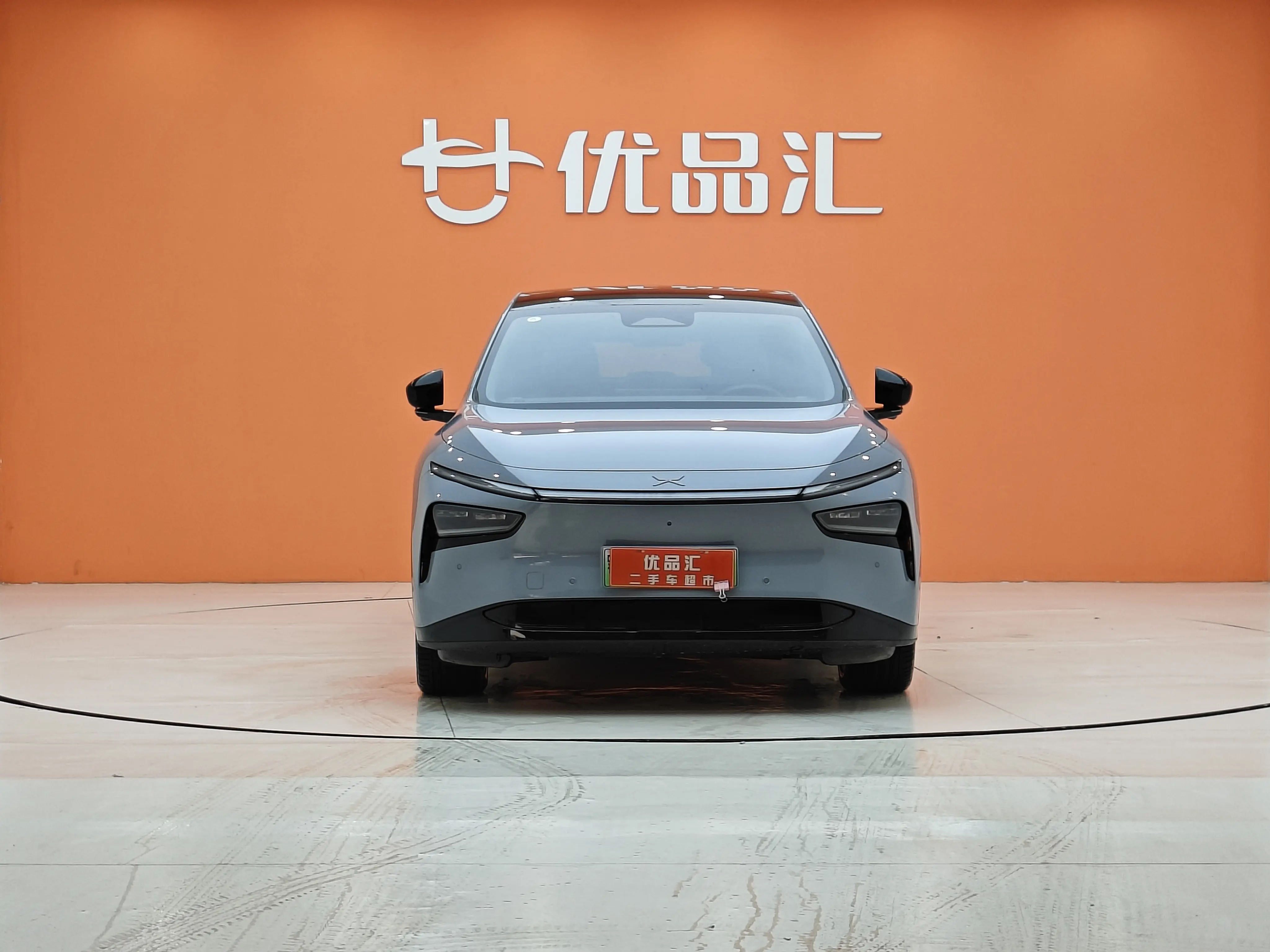 Xpeng G7  из Китая