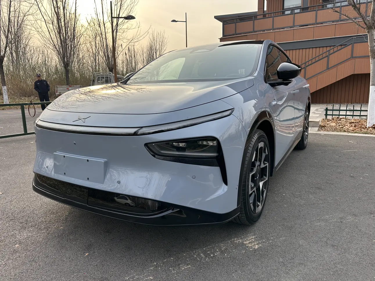 Xpeng G7  из Китая