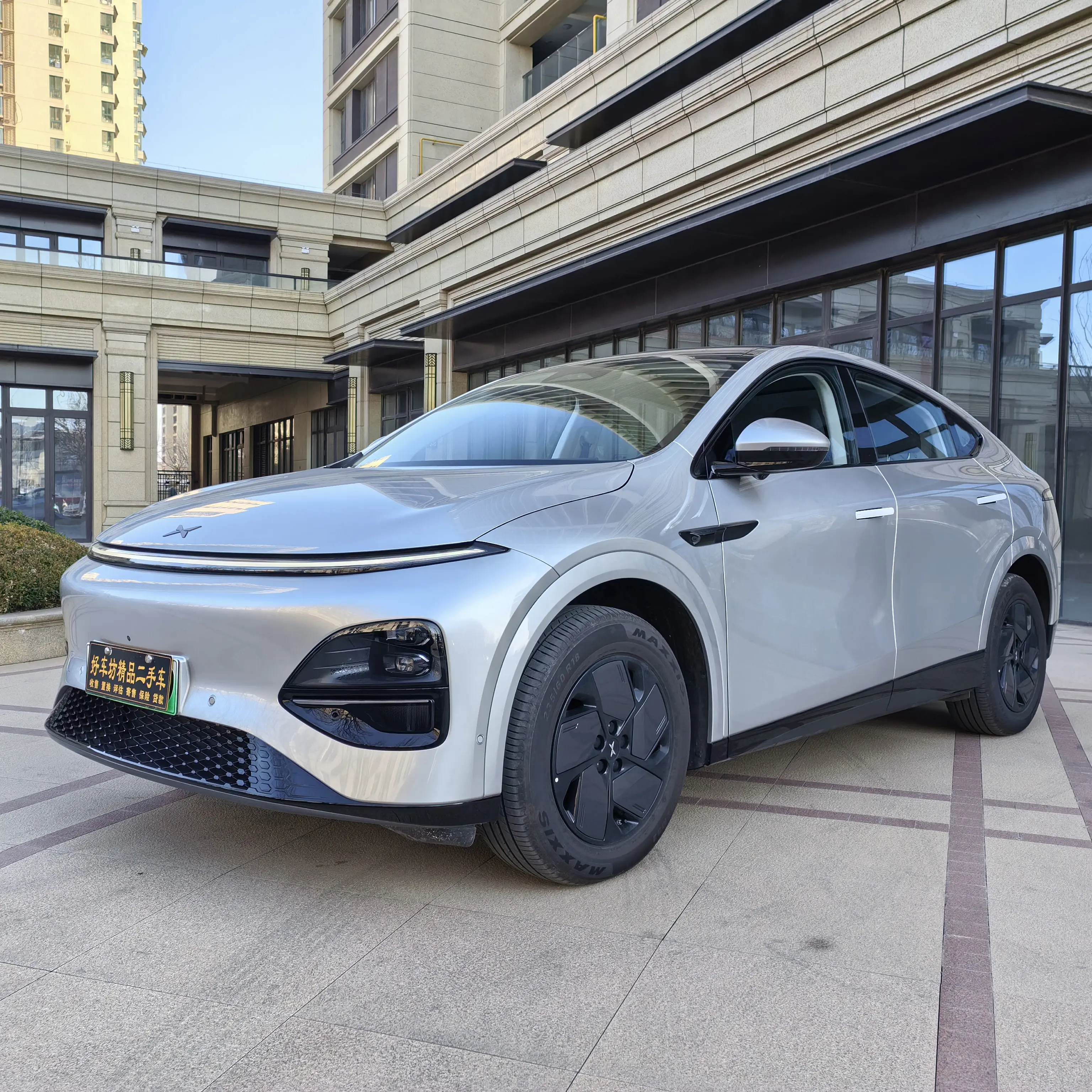 Xpeng G6  из Китая