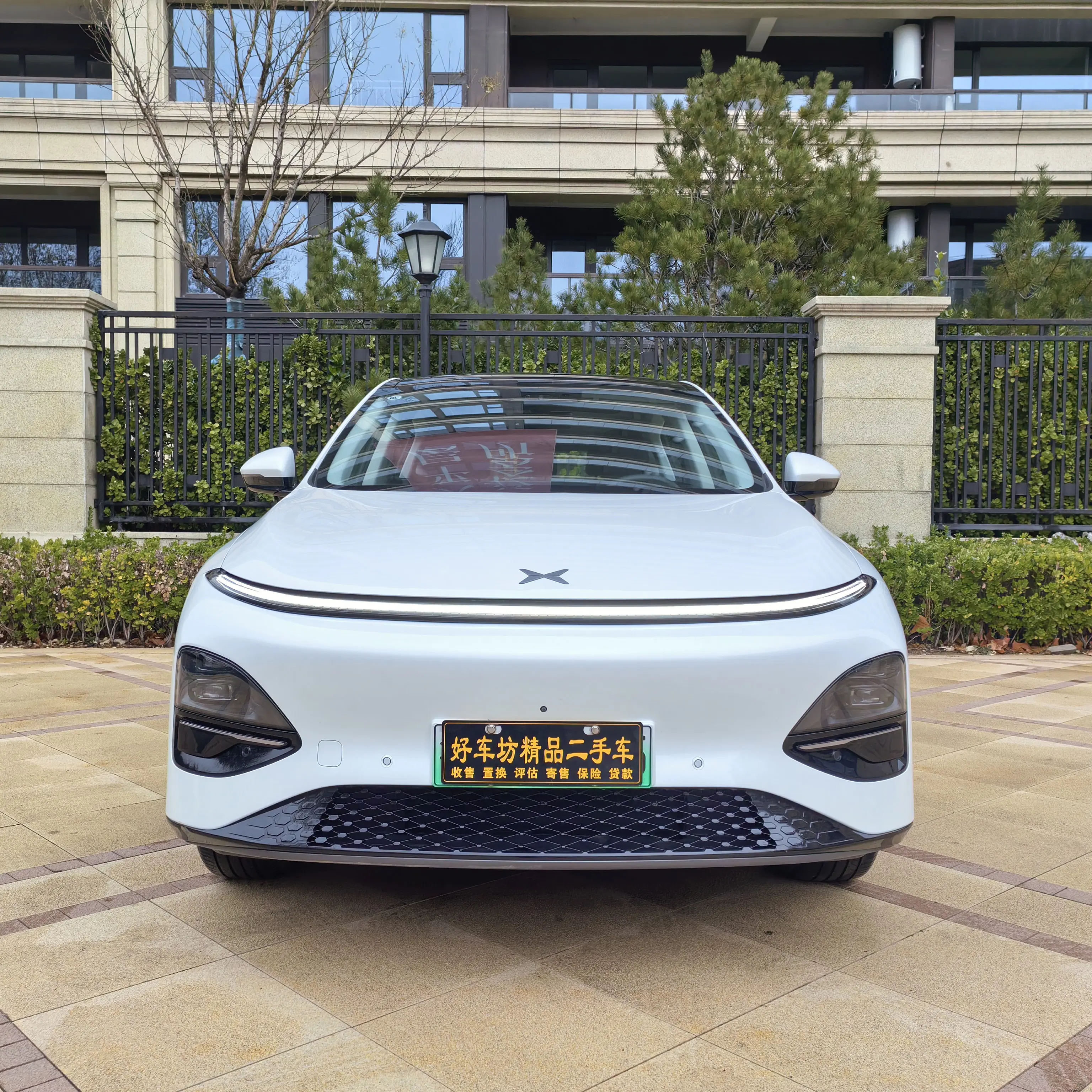 Xpeng G6  из Китая