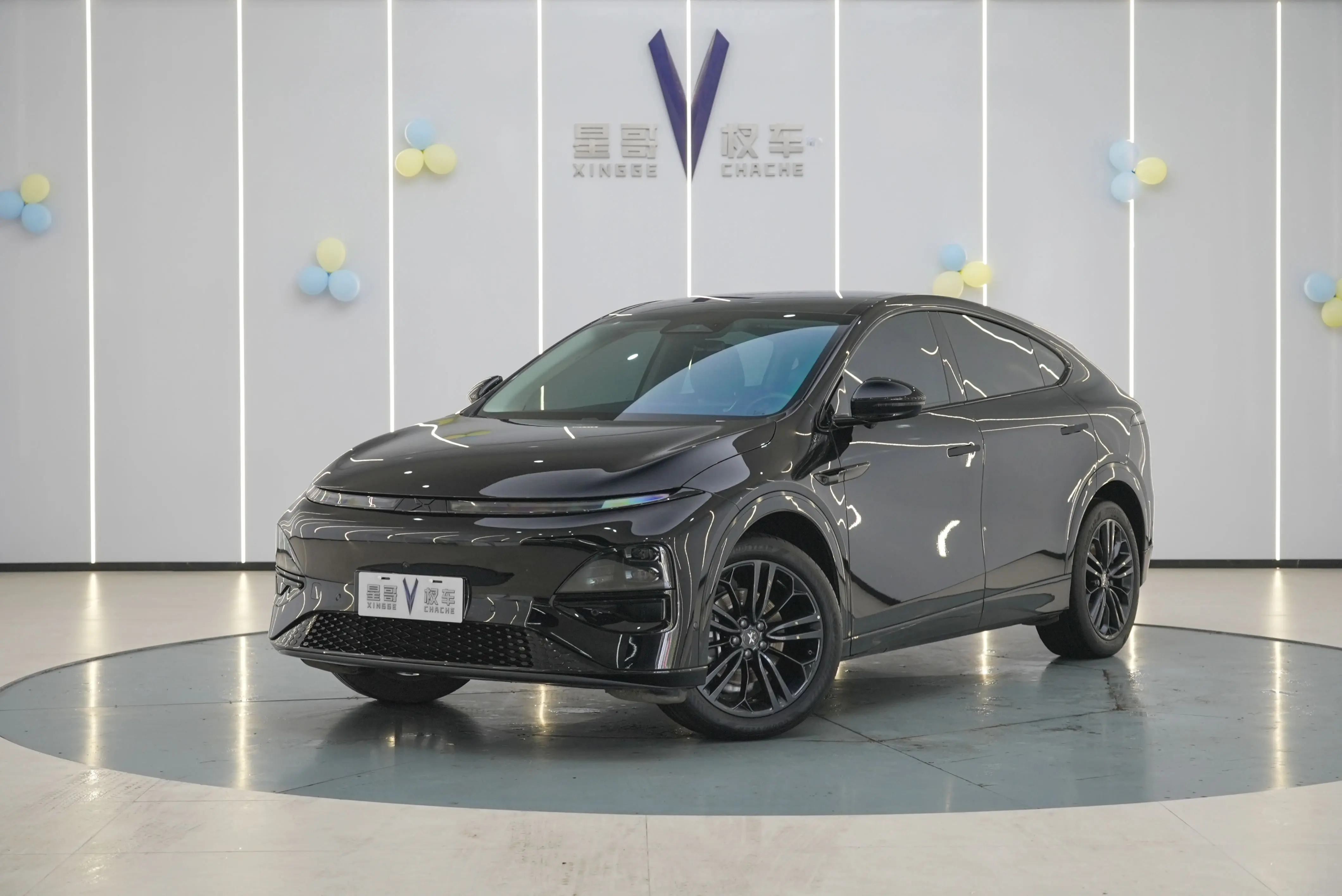 Xpeng G6  из Китая