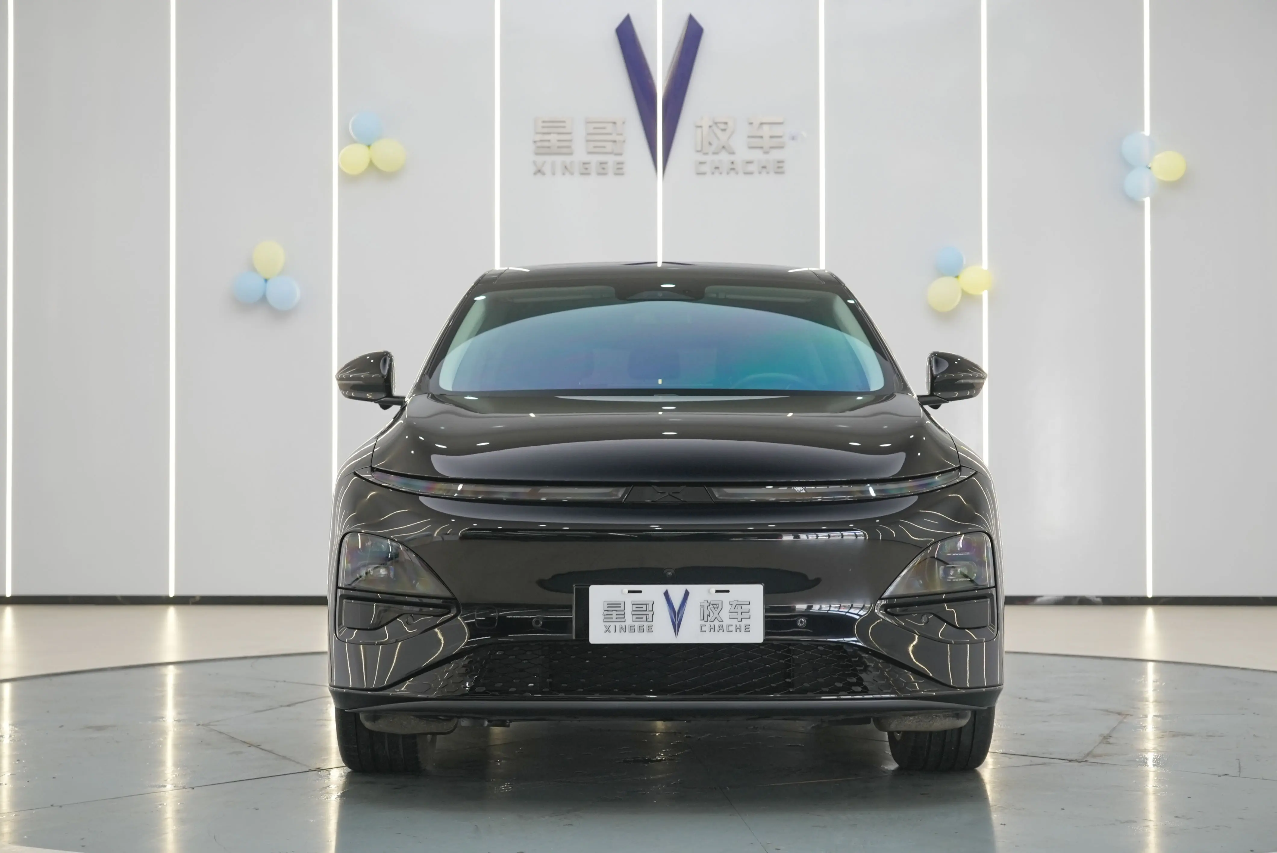 Xpeng G6  из Китая