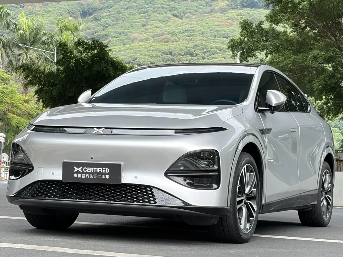 Xpeng G6  из Китая