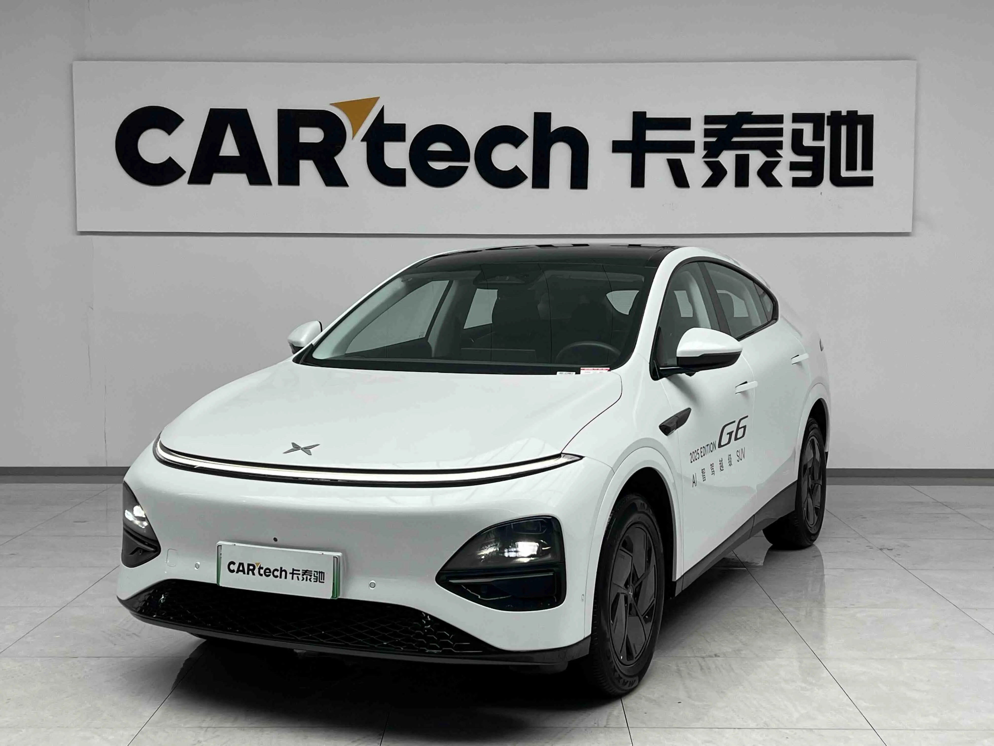 Xpeng G6  из Китая