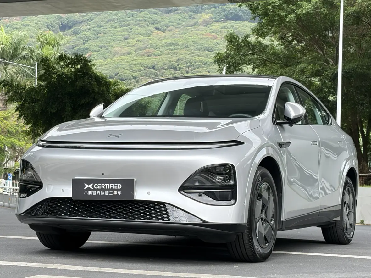 Xpeng G6  из Китая