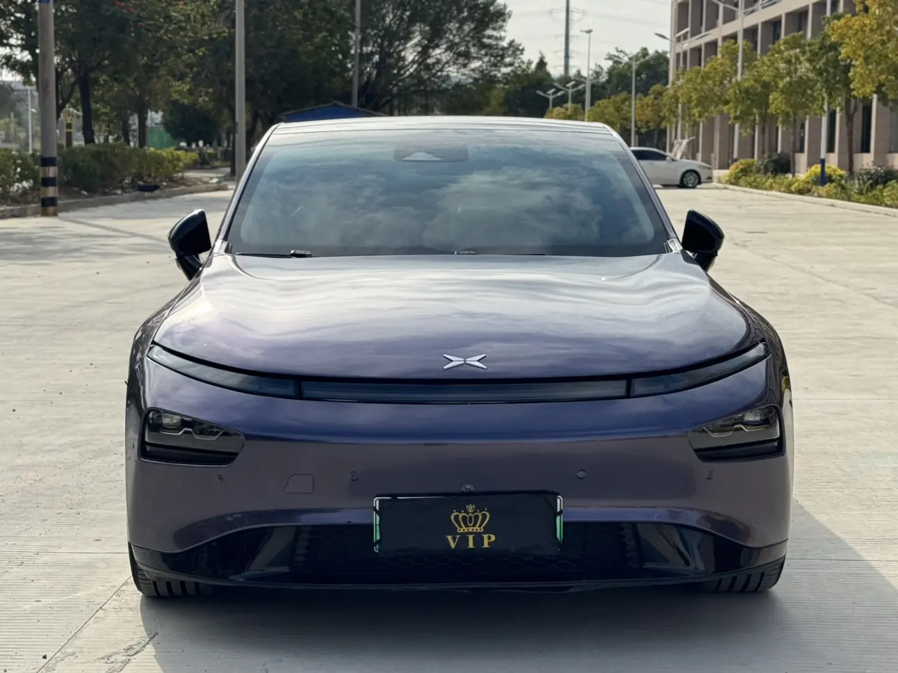 Xpeng P7  из Китая