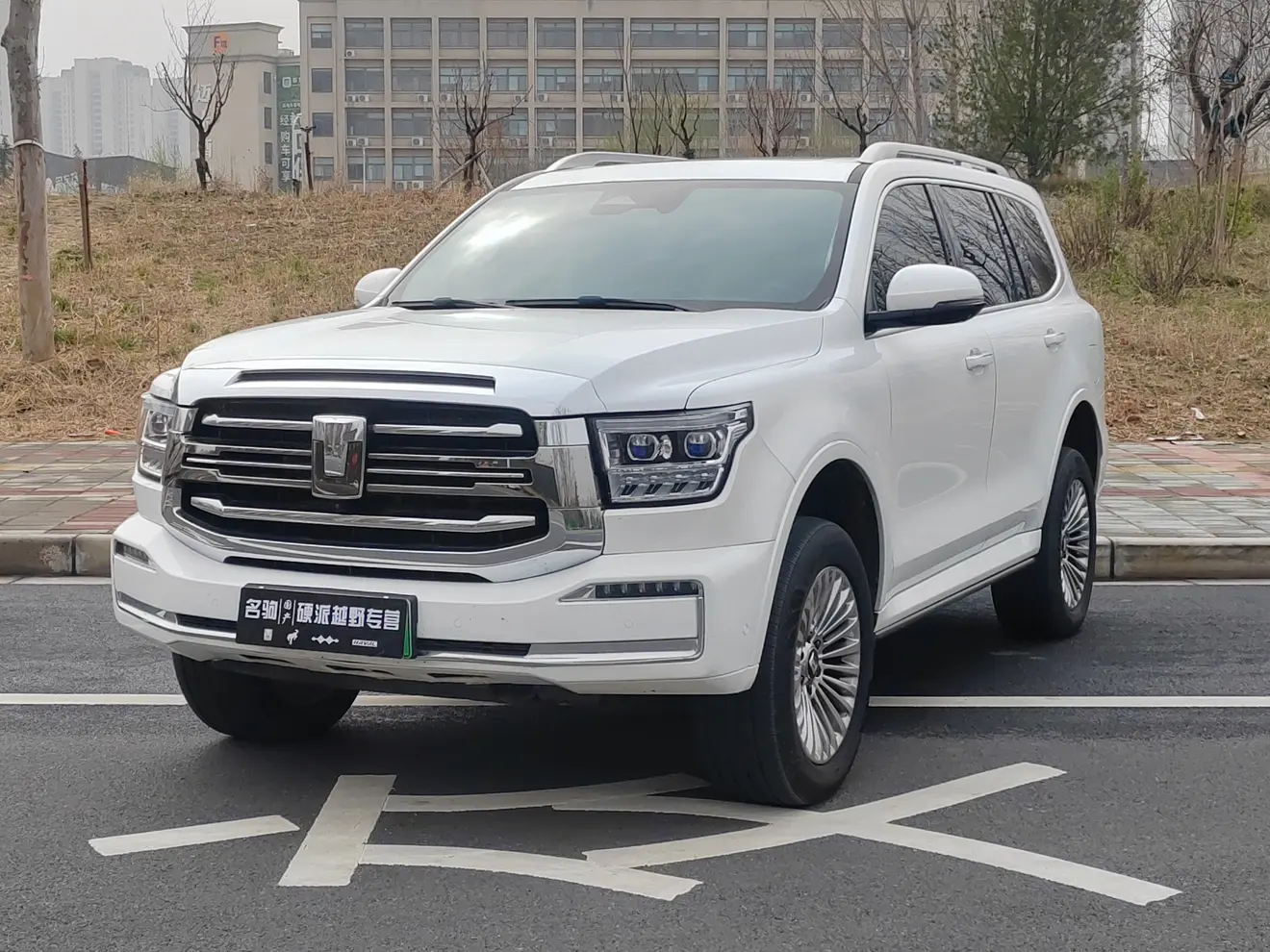 Tank 500 Hi4-T  из Китая