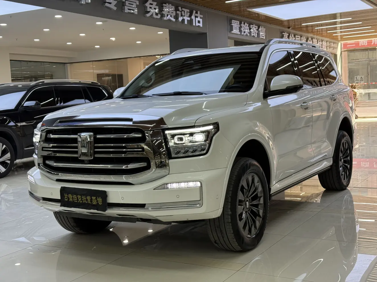 Tank 500  из Китая