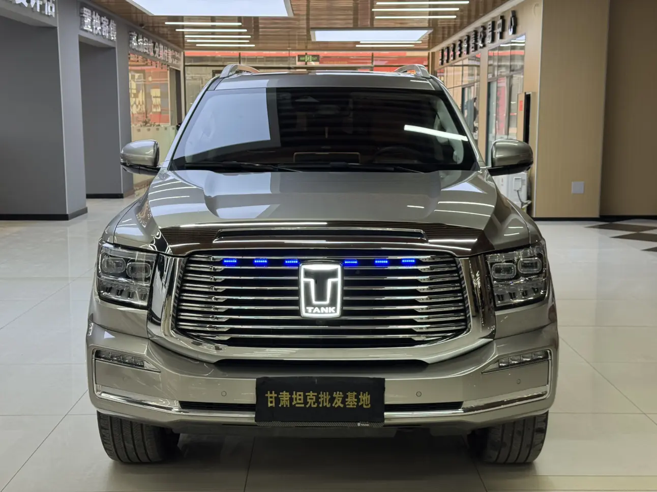 Tank 500  из Китая