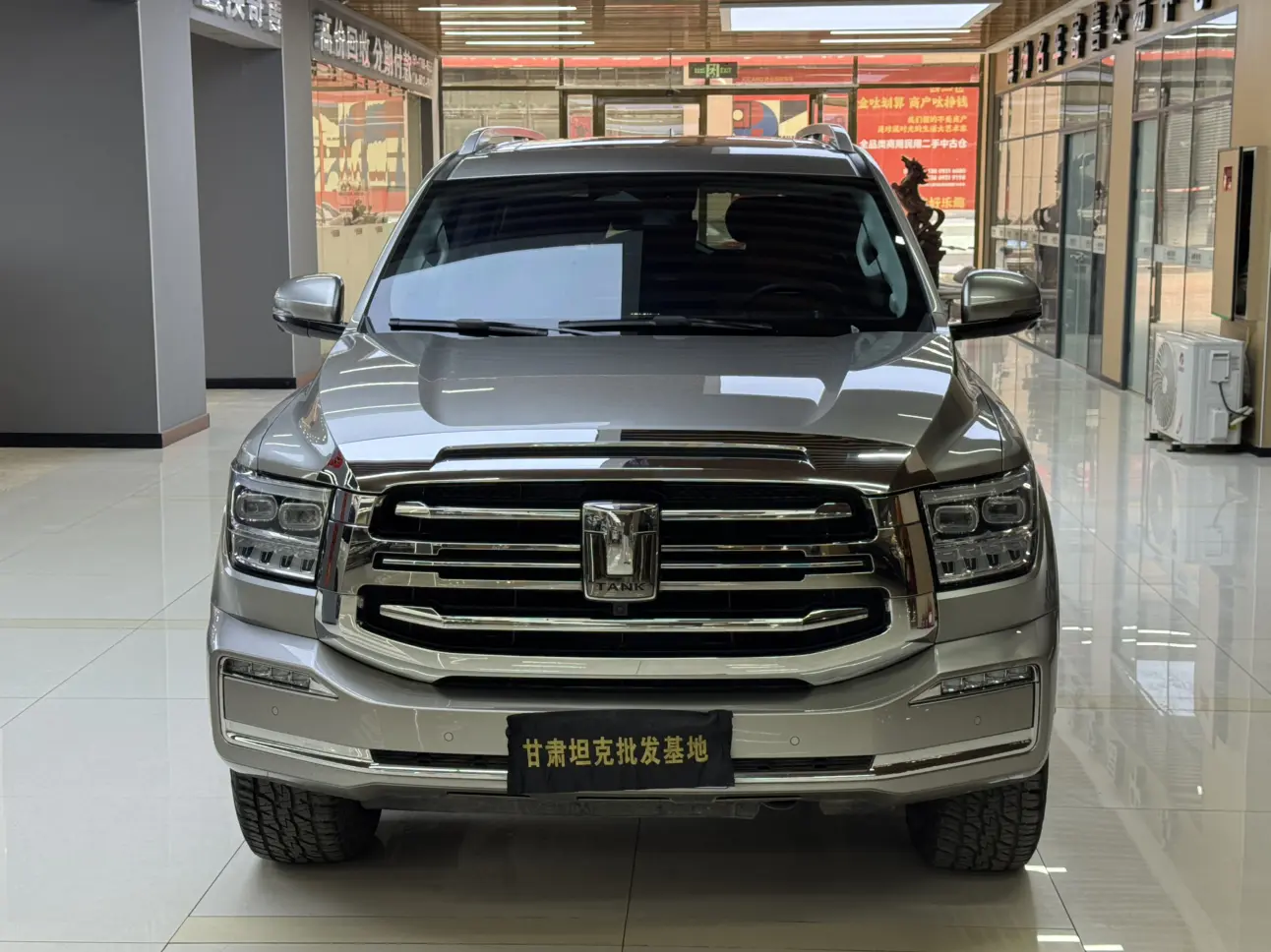 Tank 500  из Китая