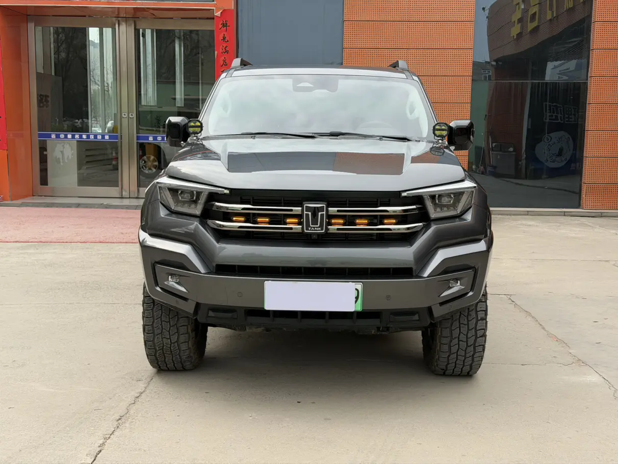 Tank 400 Hi4-T  из Китая