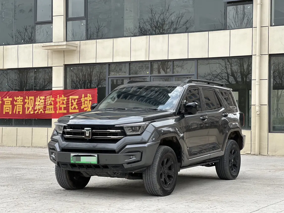 Tank 400 Hi4-T  из Китая