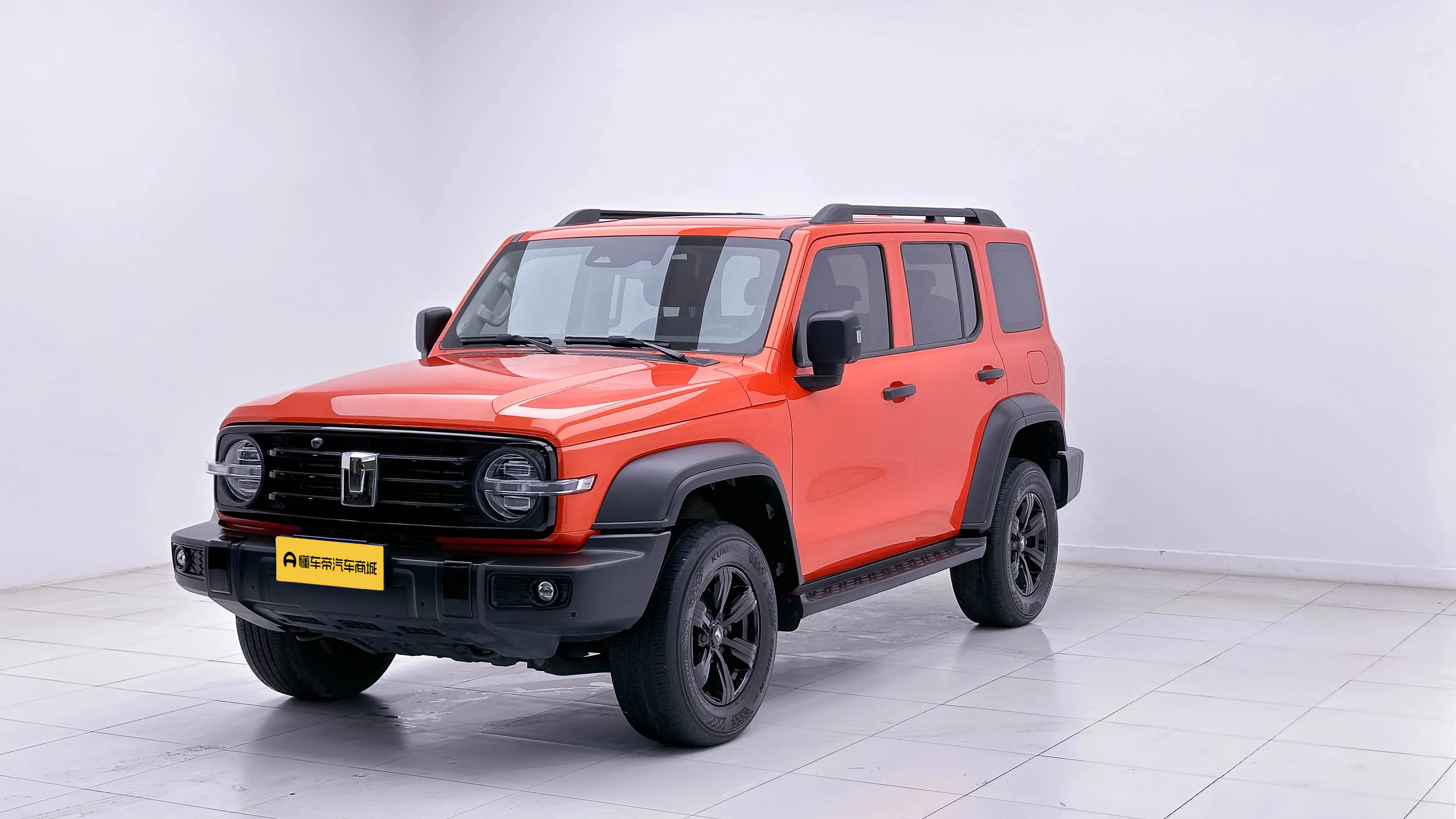 Tank 300  из Китая