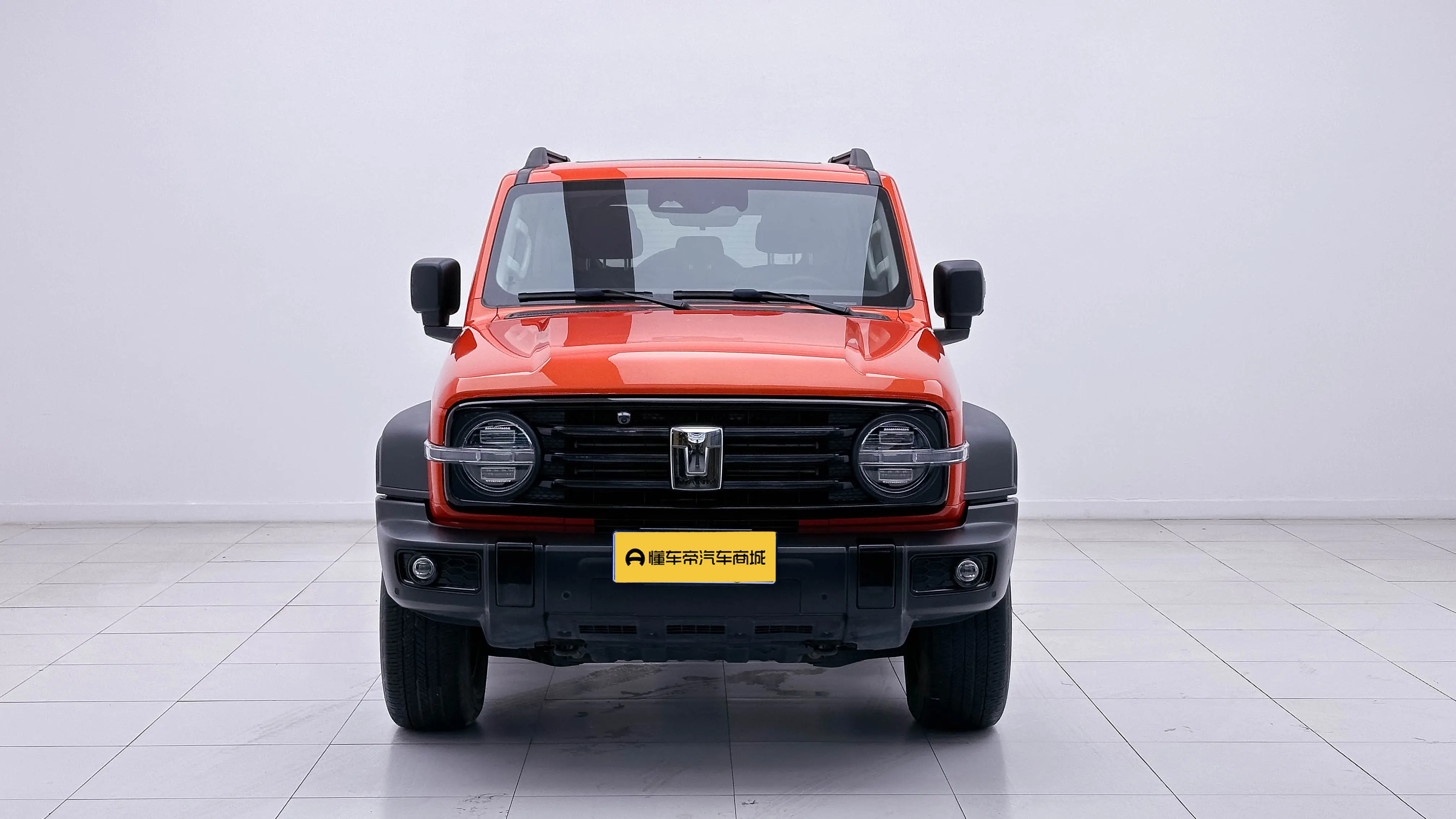 Tank 300  из Китая