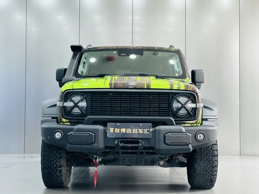 Tank 300  из Китая