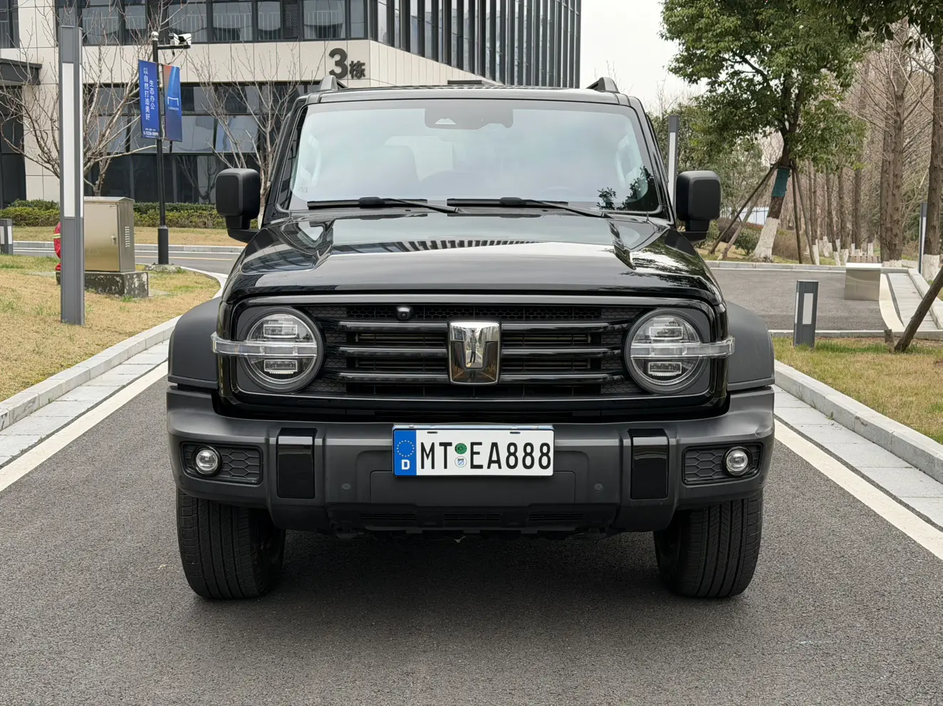 Tank 300  из Китая