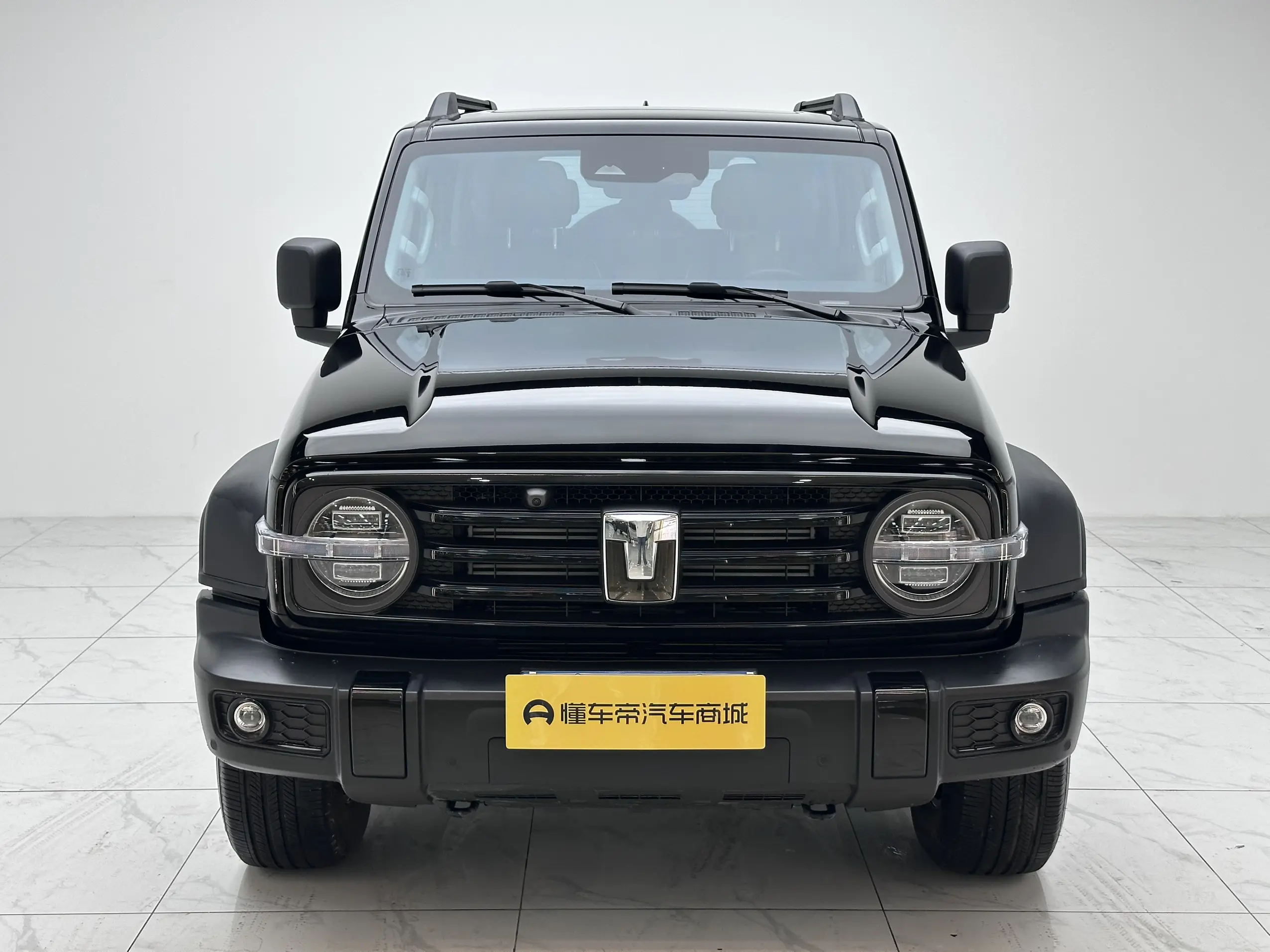 Tank 300  из Китая