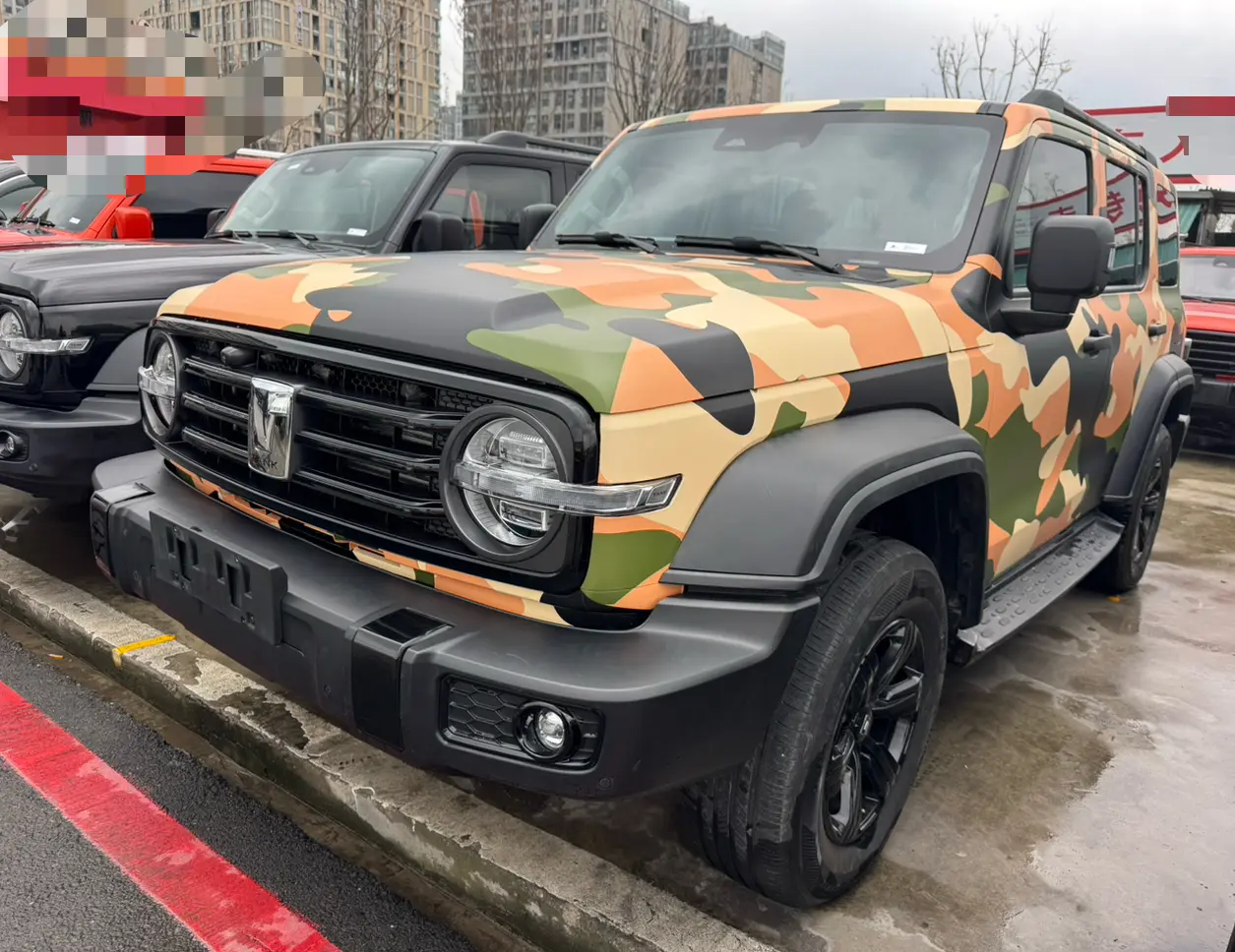 Tank 300  из Китая