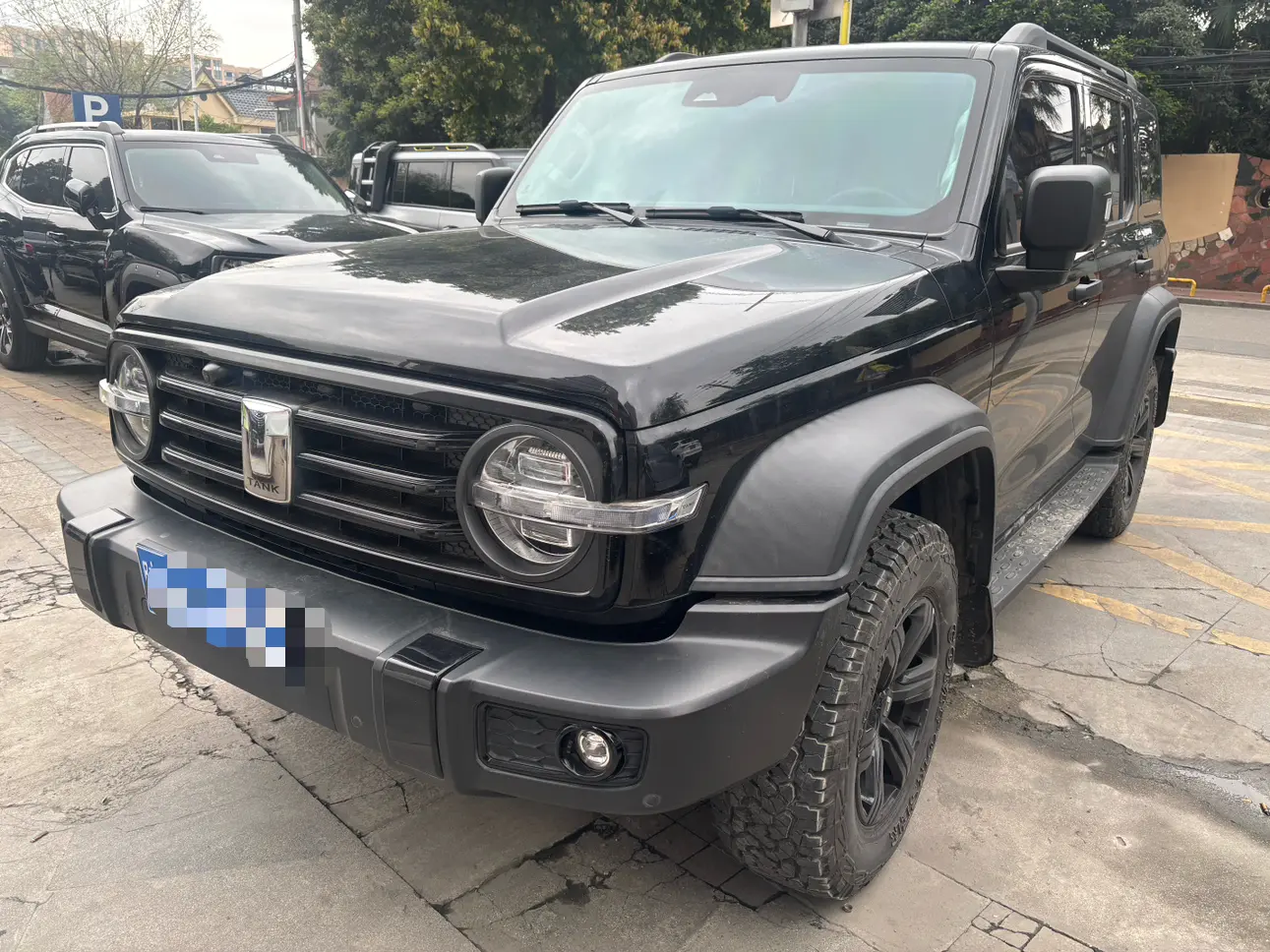 Tank 300  из Китая