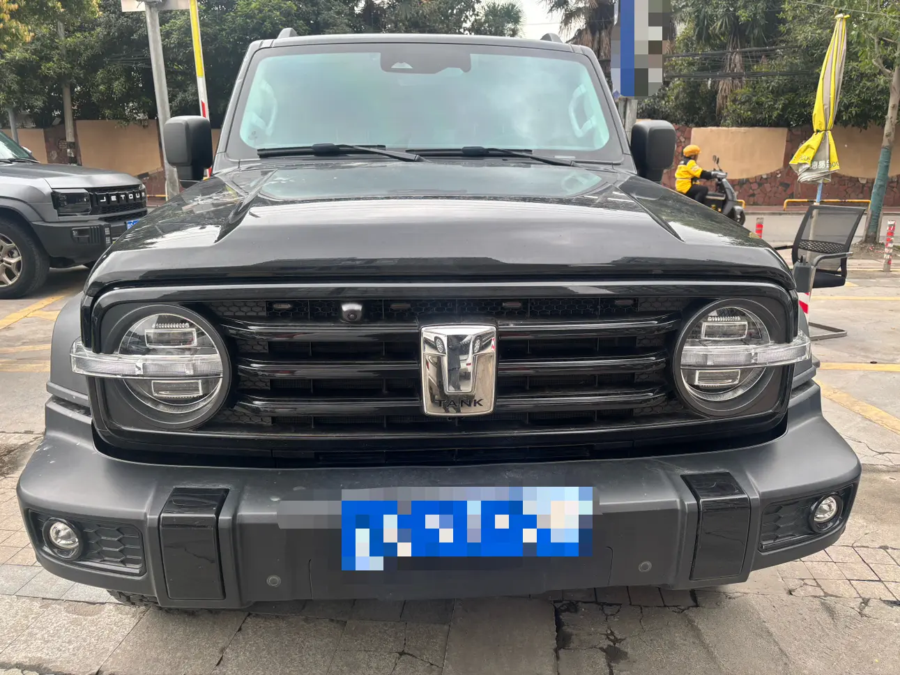 Tank 300  из Китая