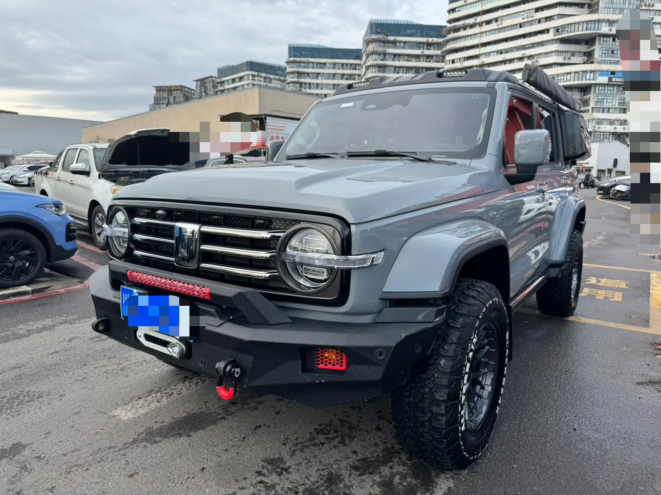 Tank 300  из Китая