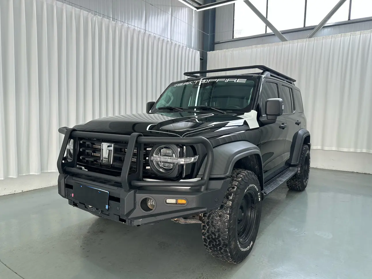 Tank 300  из Китая