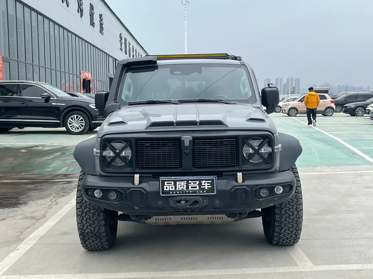 Tank 300  из Китая