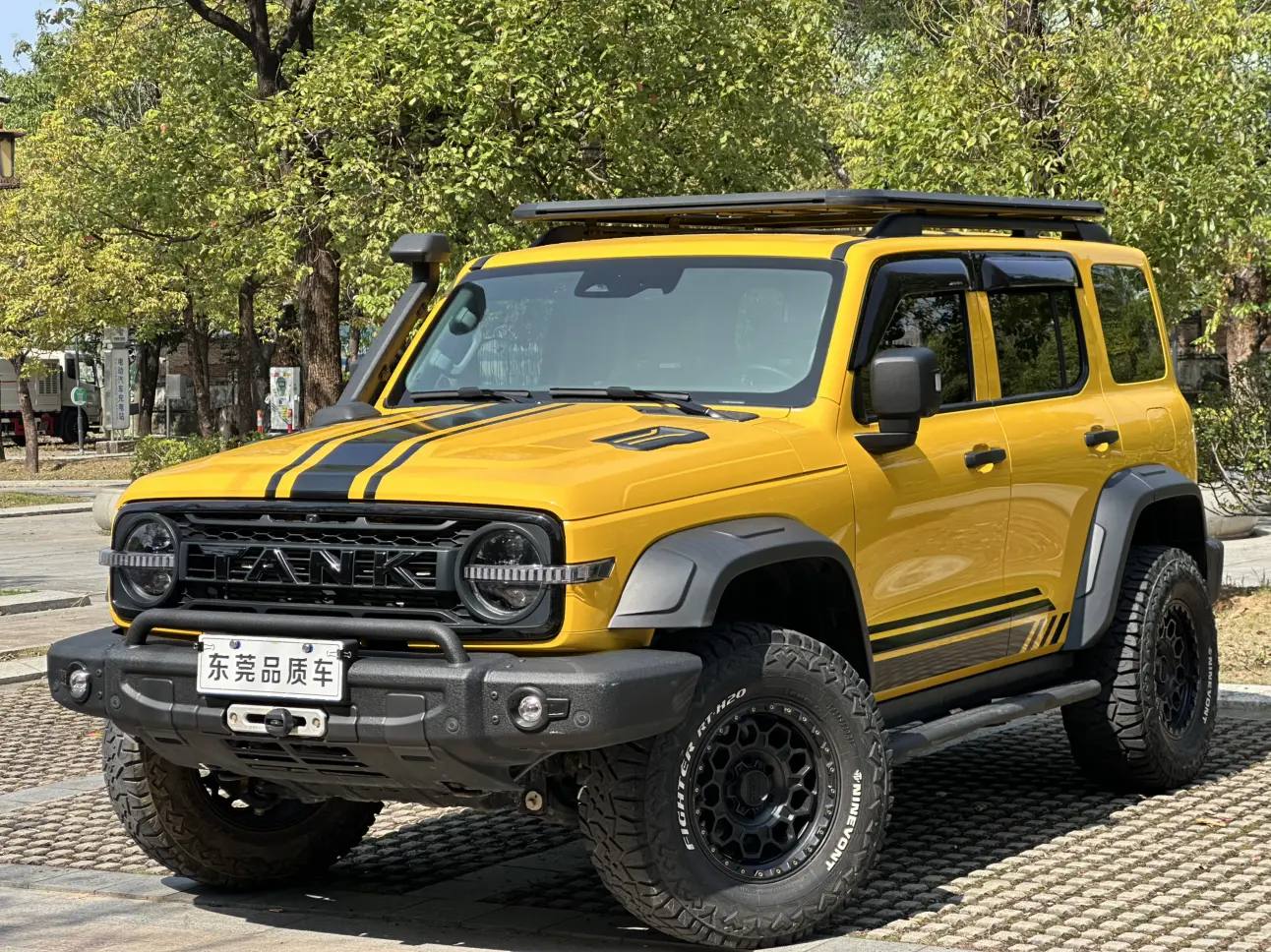 Tank 300  из Китая