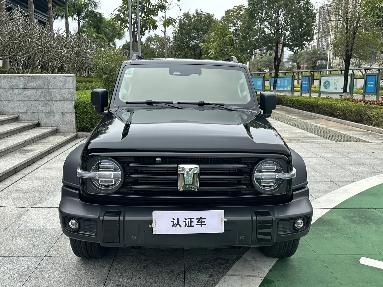 Tank 300  из Китая