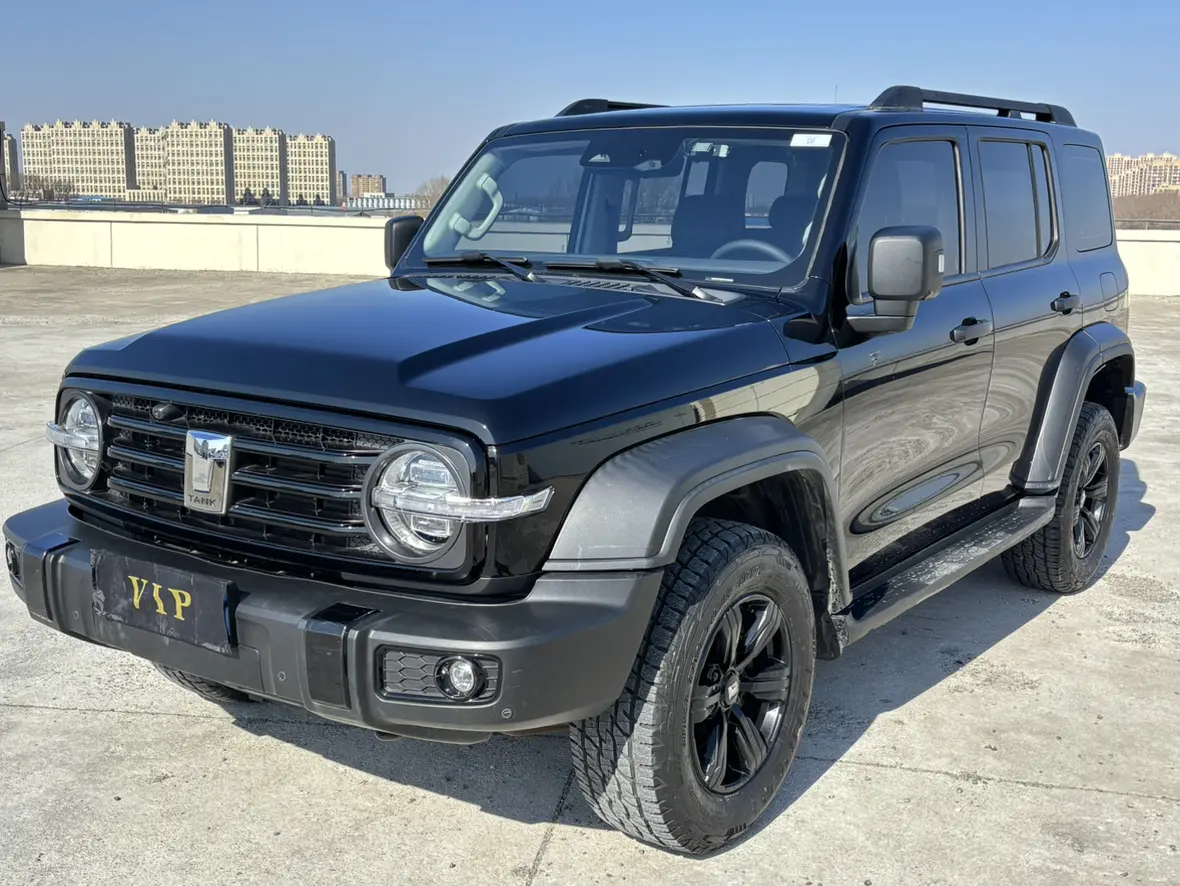 Tank 300  из Китая