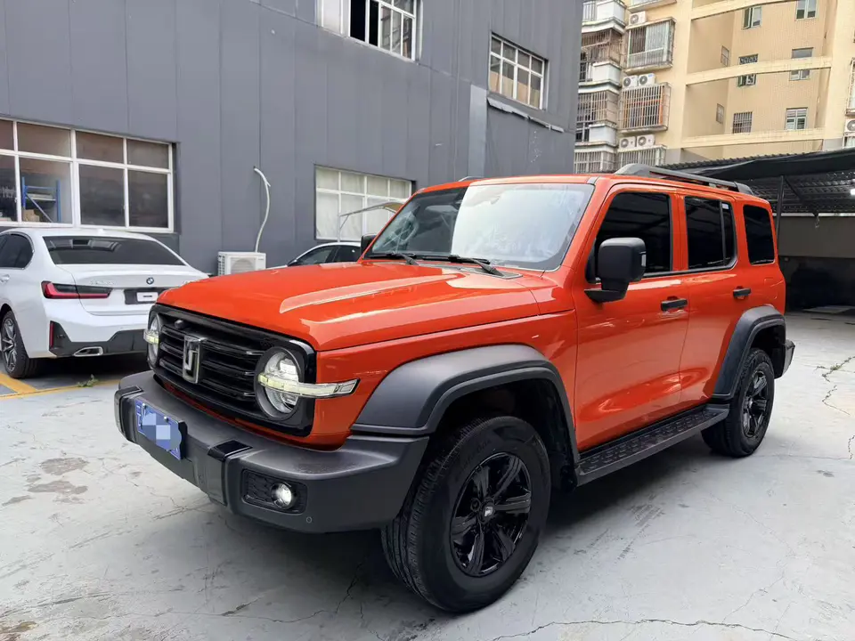 Tank 300  из Китая