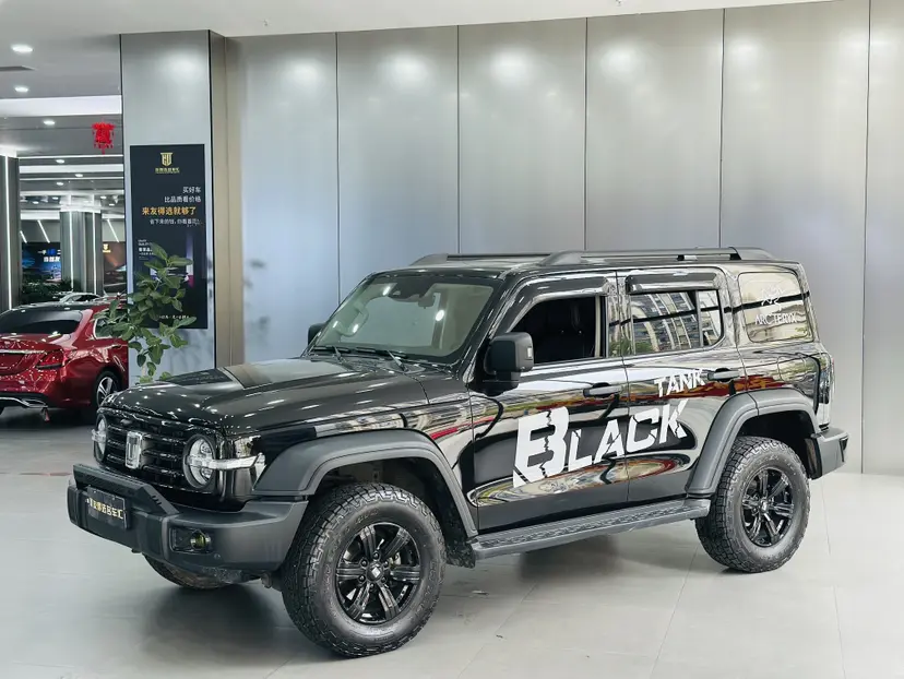 Tank 300  из Китая