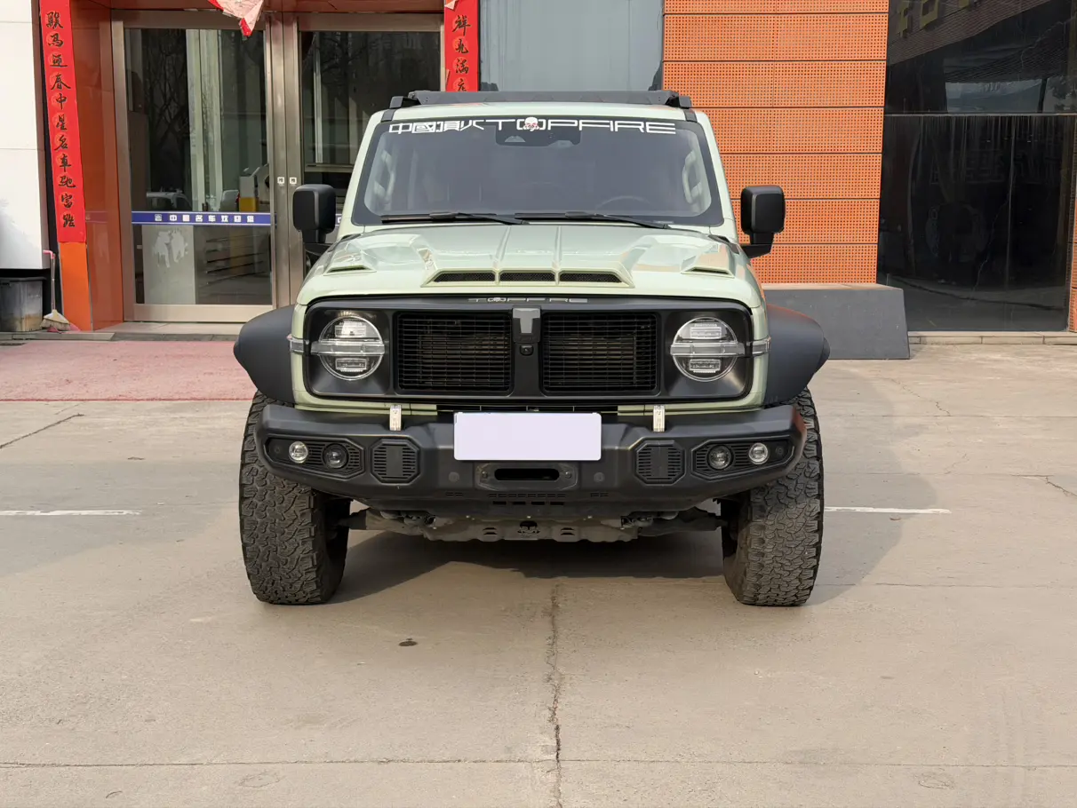 Tank 300  из Китая