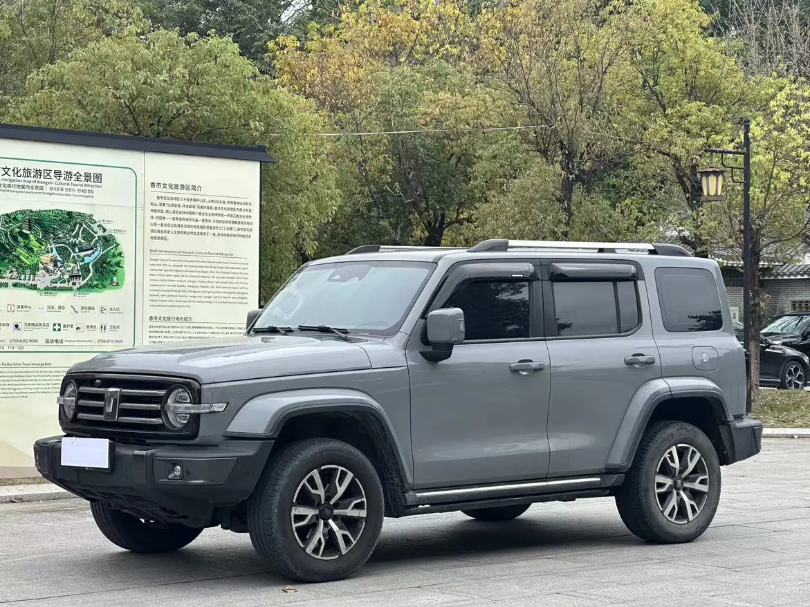 Tank 300  из Китая