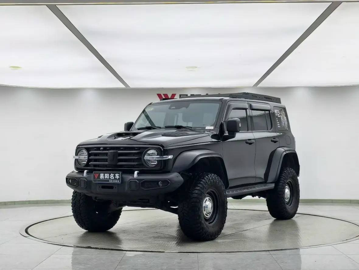 Tank 300  из Китая