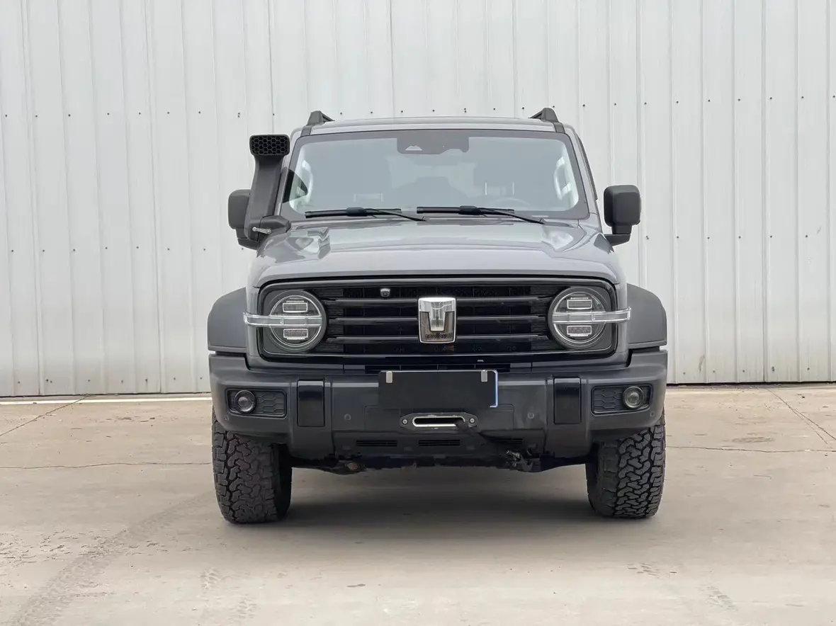 Tank 300  из Китая