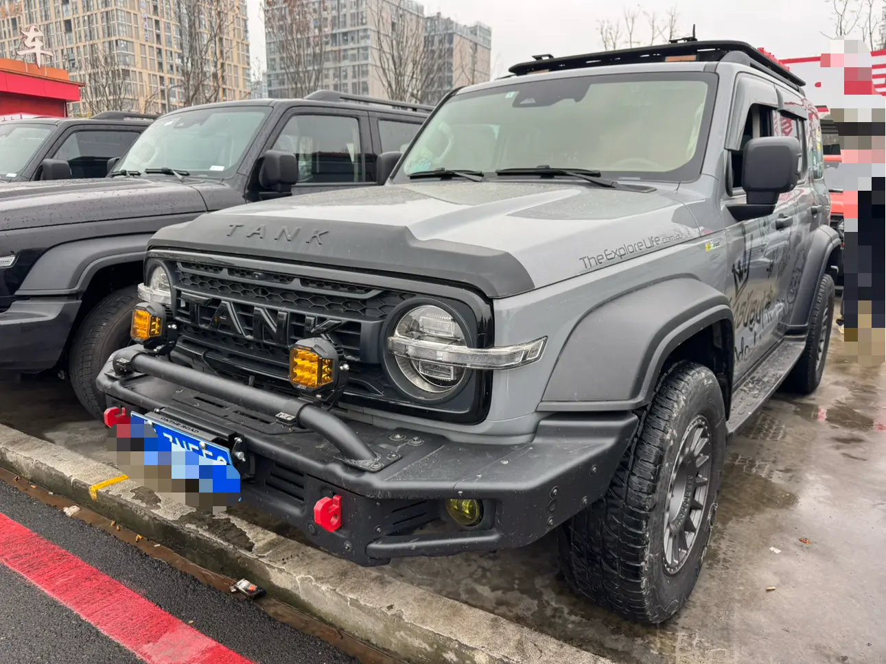 Tank 300  из Китая