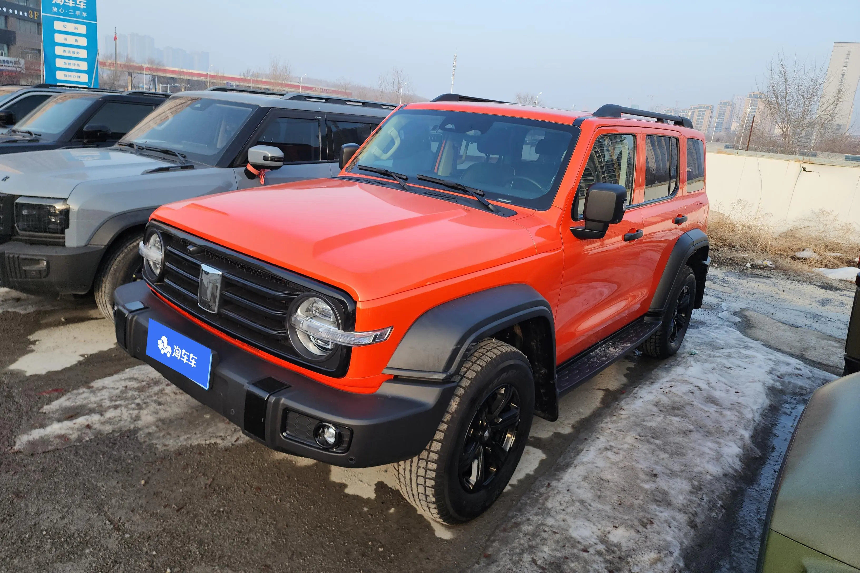 Tank 300  из Китая