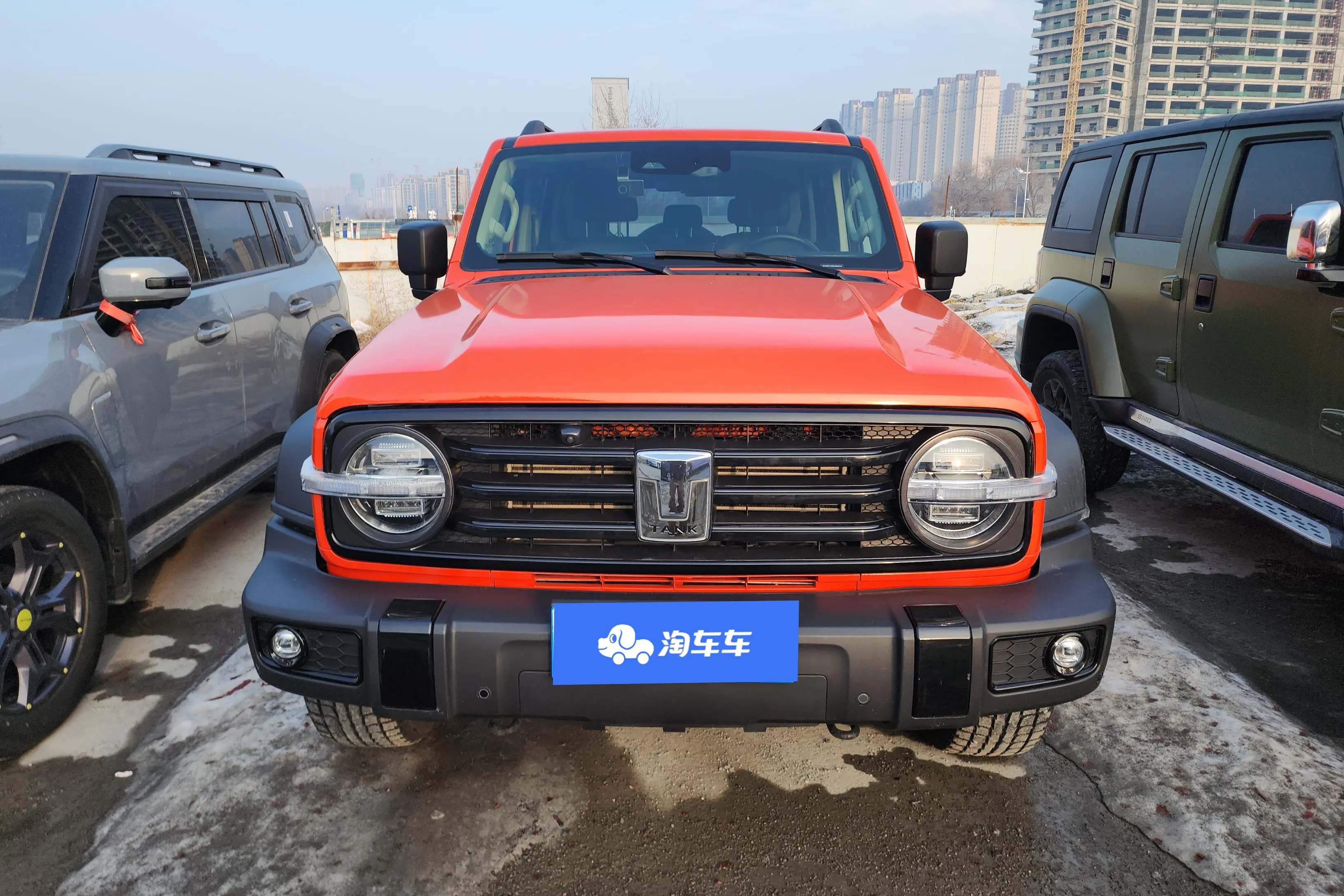 Tank 300  из Китая