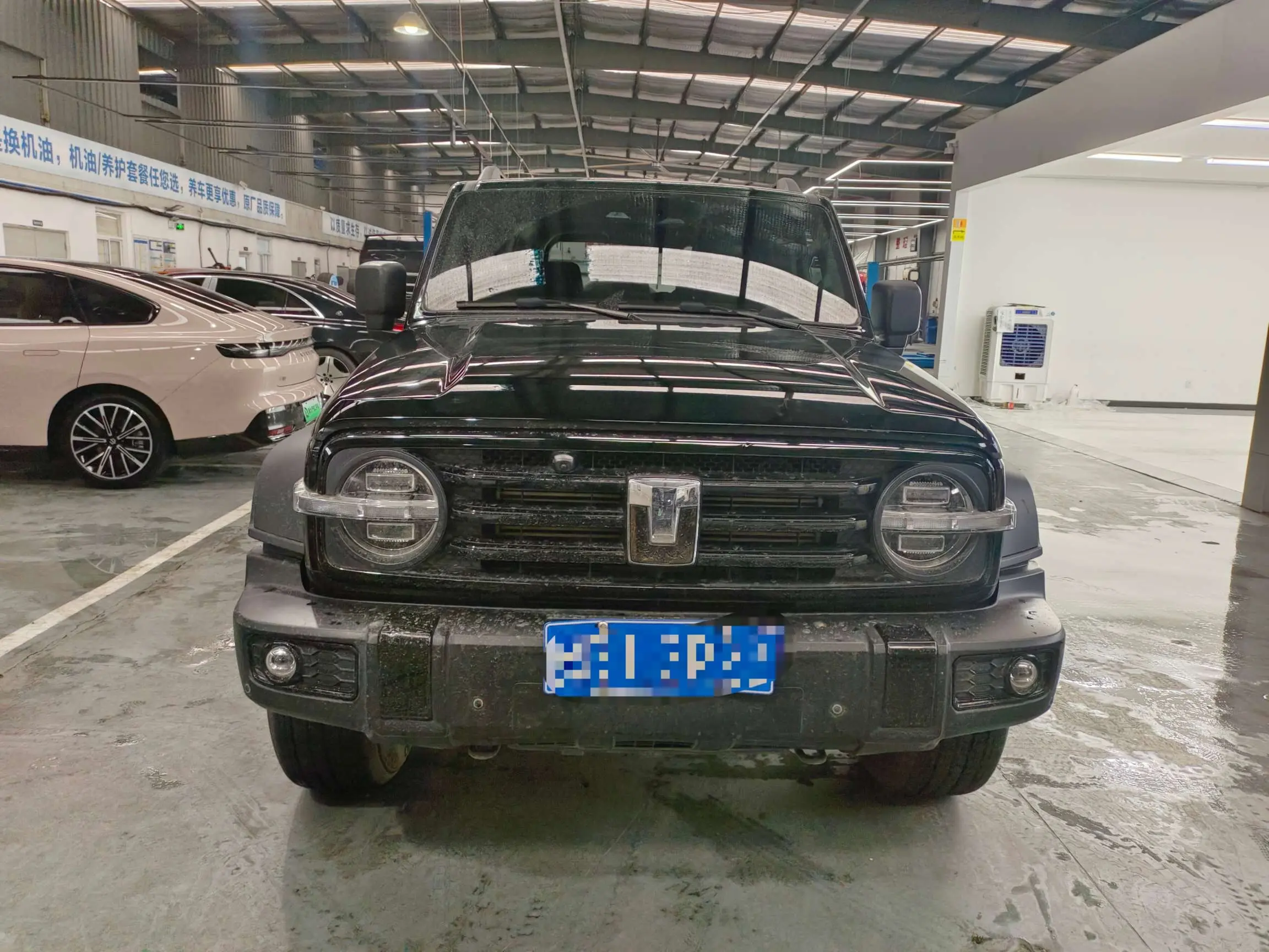 Tank 300  из Китая