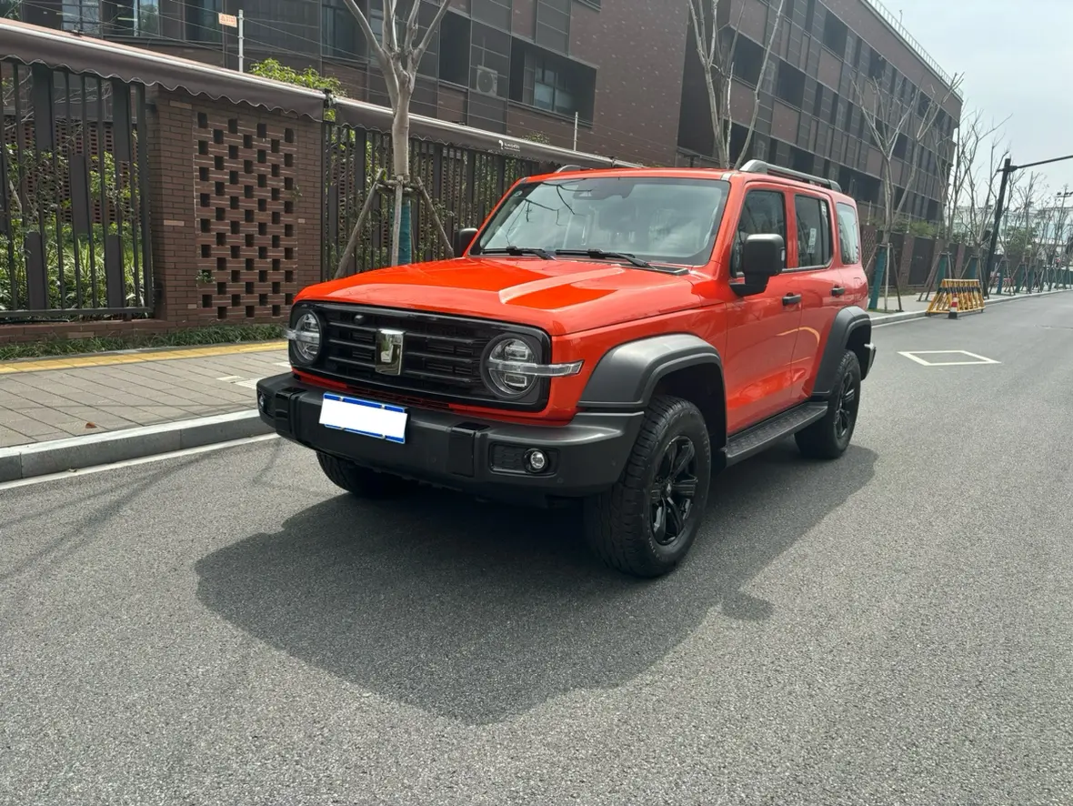 Tank 300  из Китая