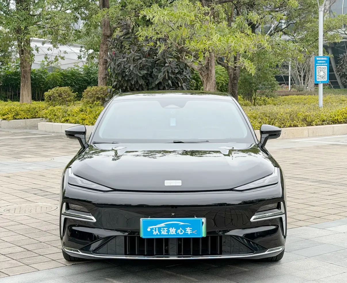 Geely Galaxy Star 8 PHEV  из Китая