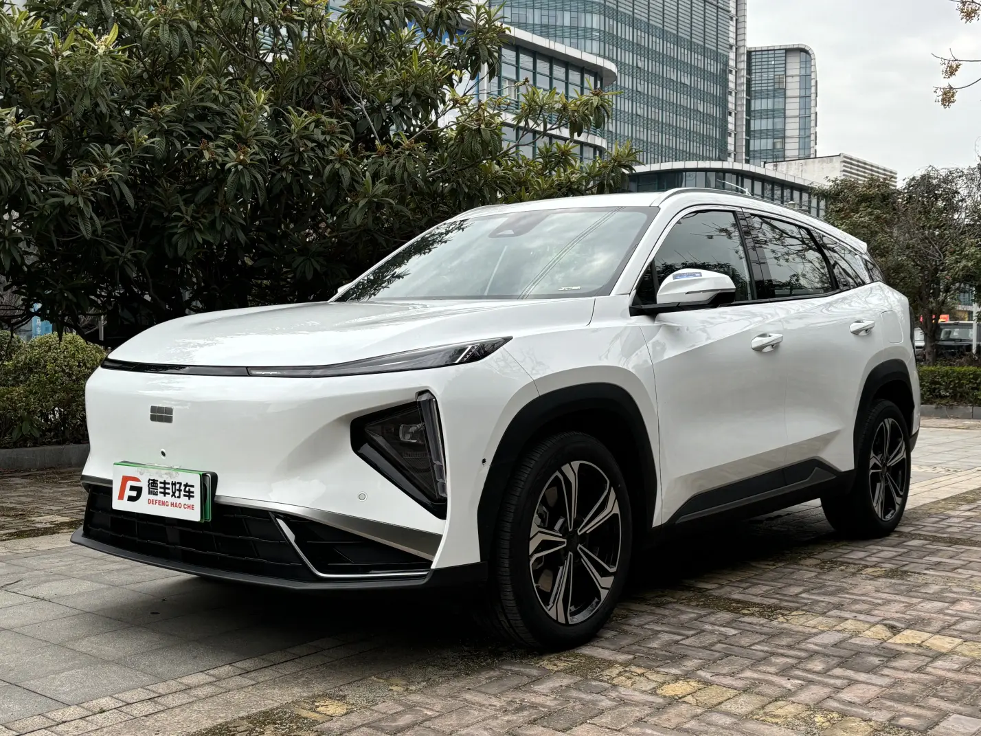 Geely Galaxy L7  из Китая