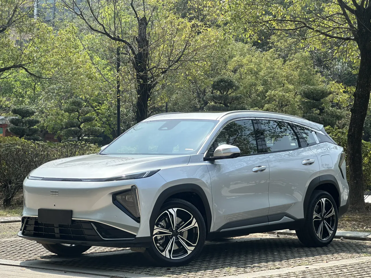Geely Galaxy L7  из Китая