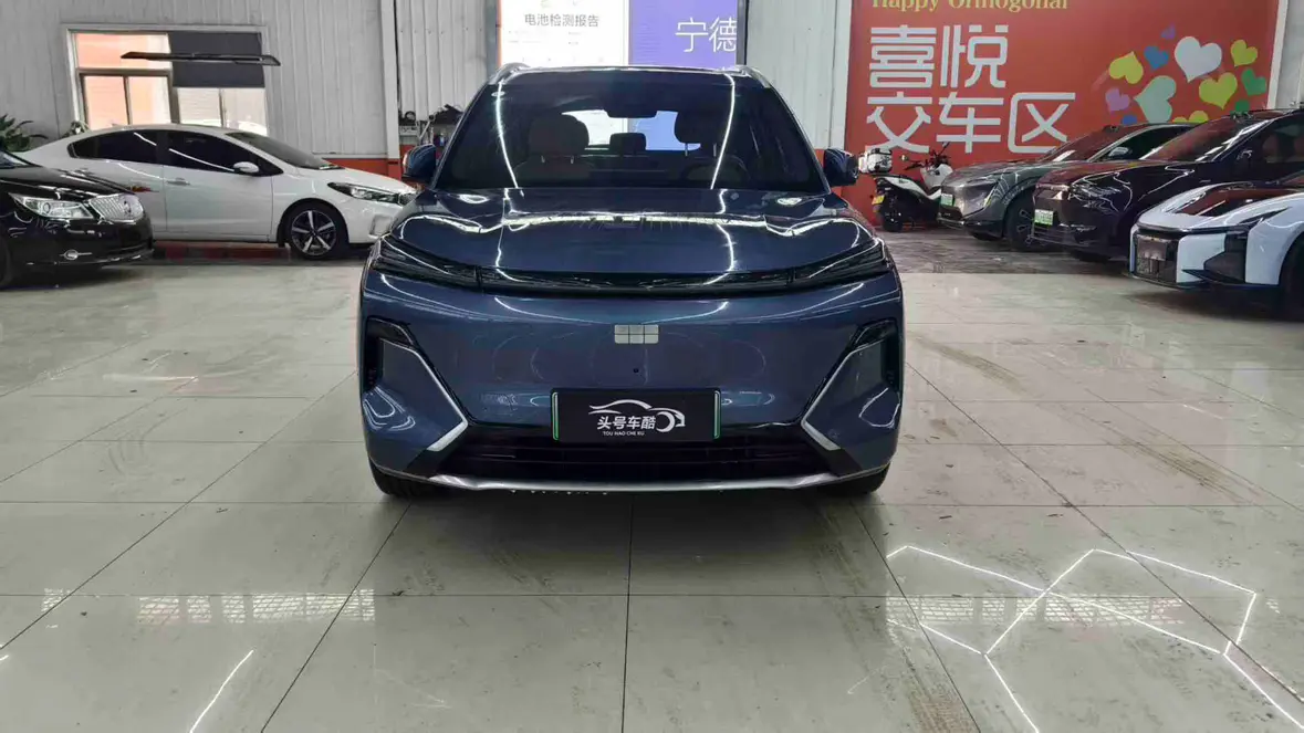 Geely Galaxy Starship 7 EM-i  из Китая