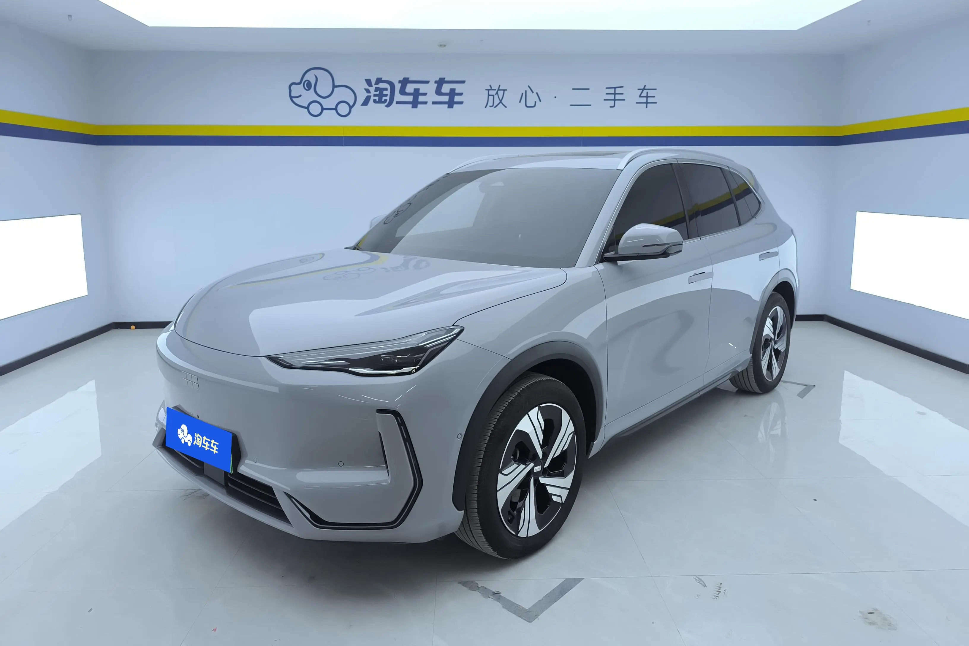 Geely Galaxy E5  из Китая