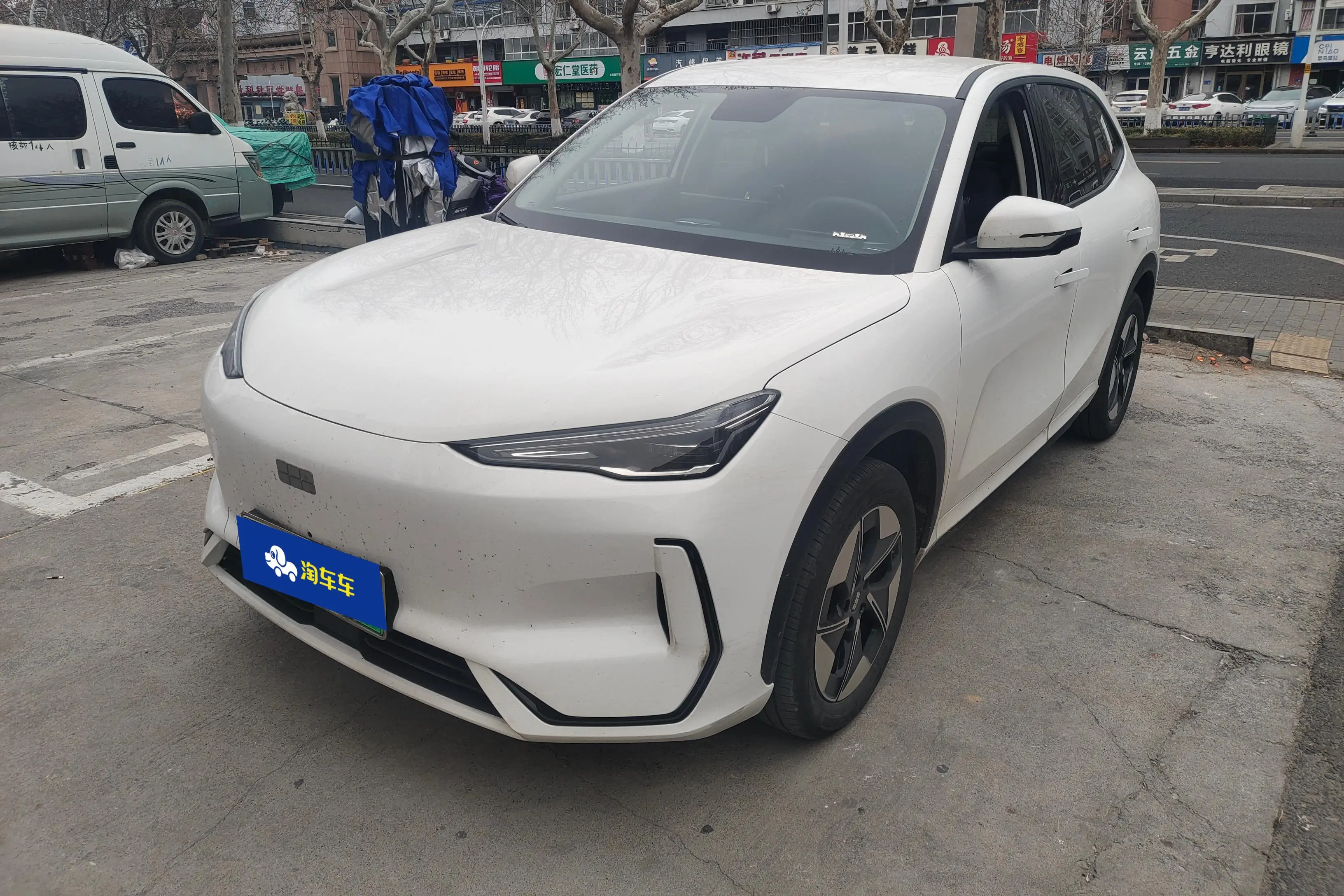 Geely Galaxy E5  из Китая